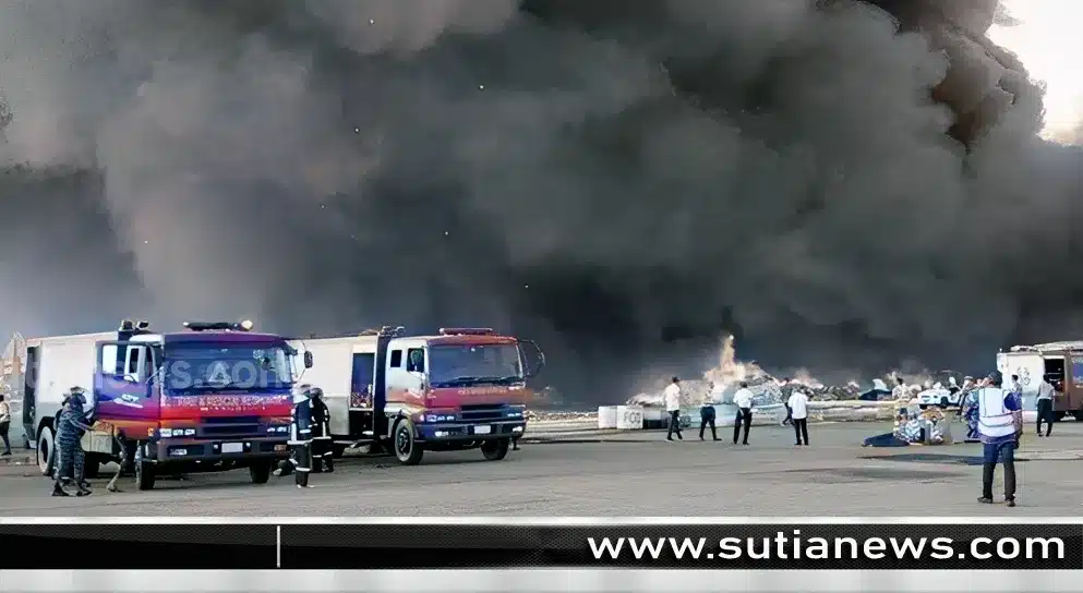 “শাহজালাল আন্তর্জাতিক বিমানবন্দরের কার্গো ভিলেজে আগুনের দৃশ্য”